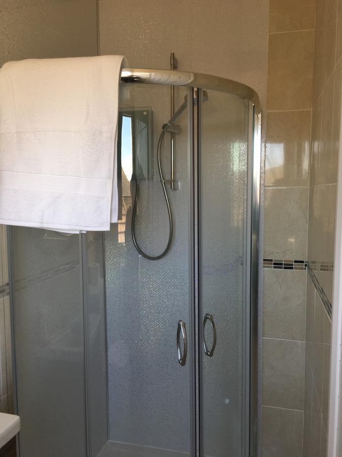 Elris Essex House Hotel Клактън он Сий Екстериор снимка