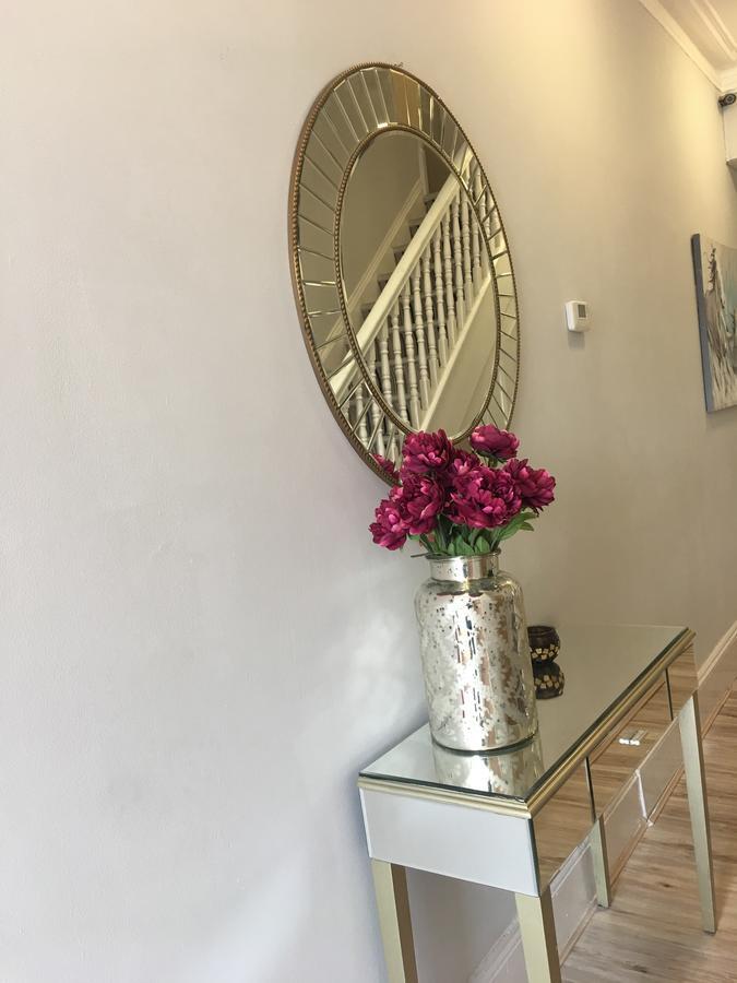 Elris Essex House Hotel Клактън он Сий Екстериор снимка