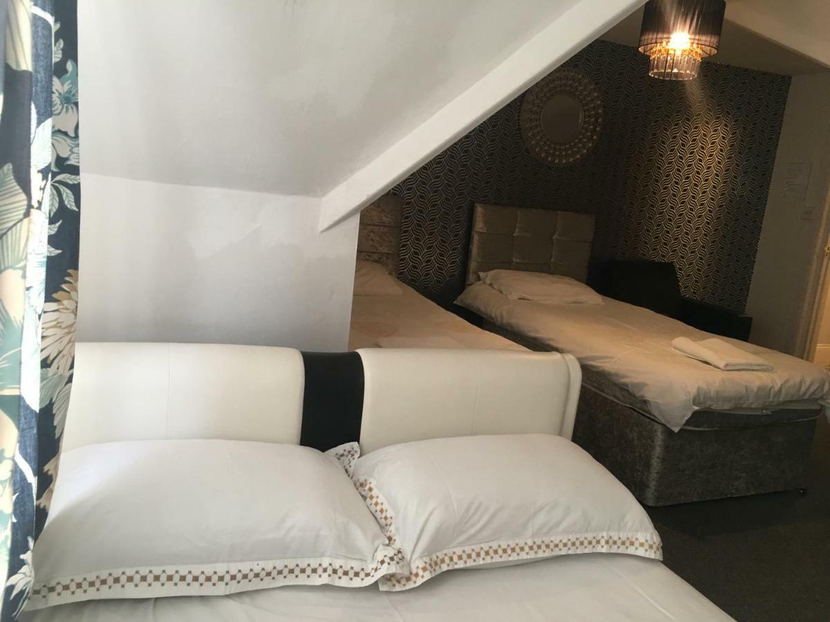 Elris Essex House Hotel Клактън он Сий Екстериор снимка