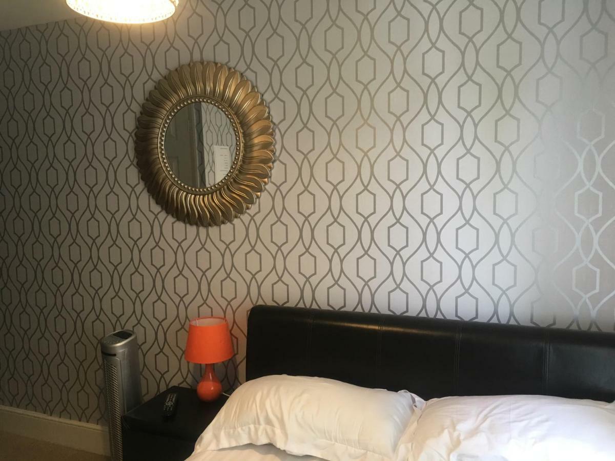 Elris Essex House Hotel Клактън он Сий Екстериор снимка